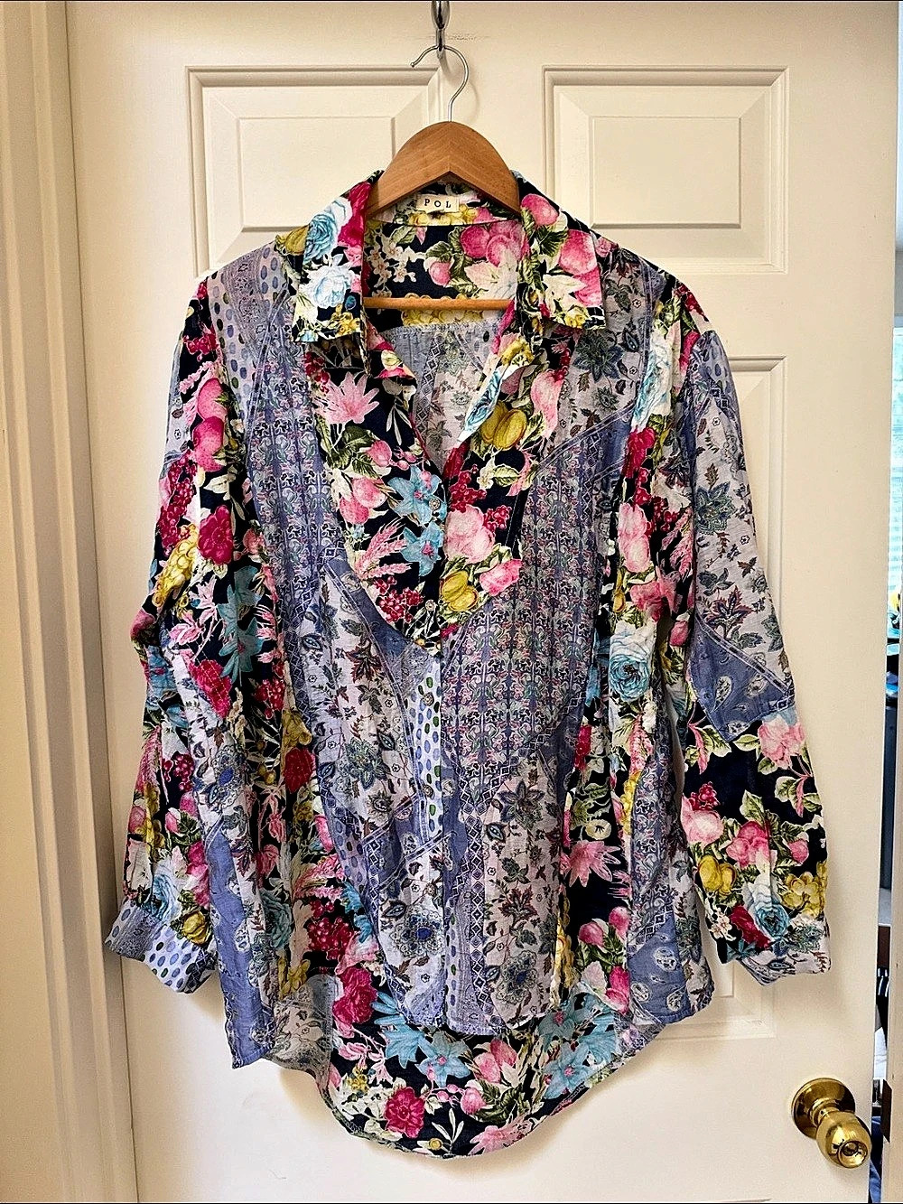 POL Long Sleeve Mixed Print Woven Oversized Blouse Floral Button Down Shirt M/L